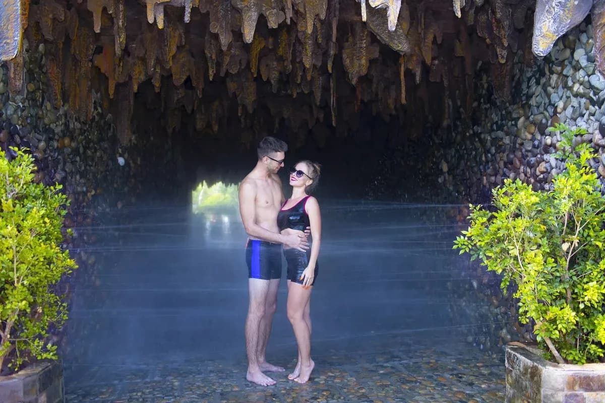 Vé tắm bùn Hòn Tằm Nha Trang giá rẻ